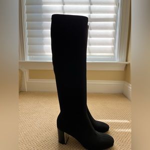 Donald Pliner Black Crepe Casssidy boots.  Brand new never been worn.  Size 7